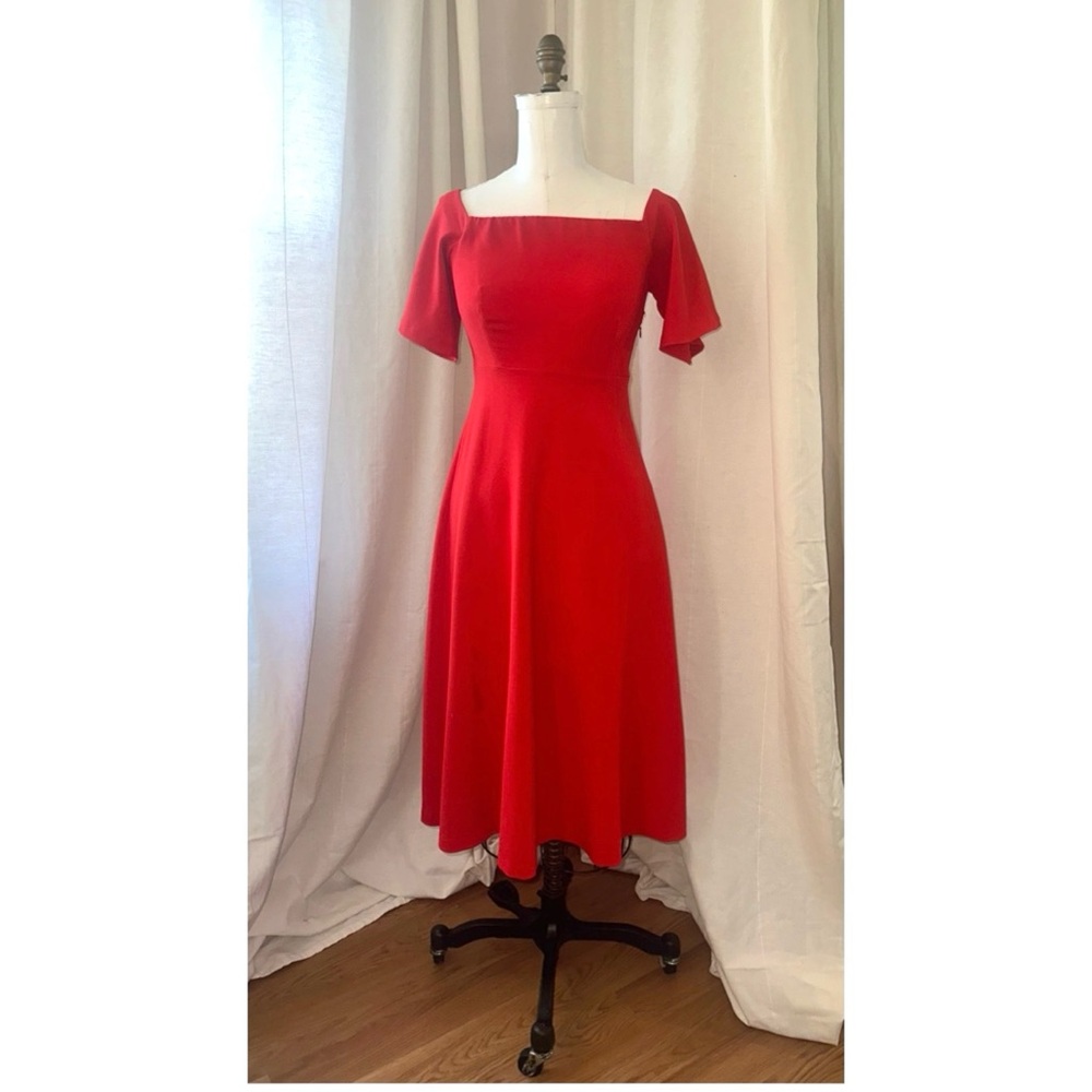 Zara - Midi Red Crepe Women's Dress - Perfect for Holidays 🎁